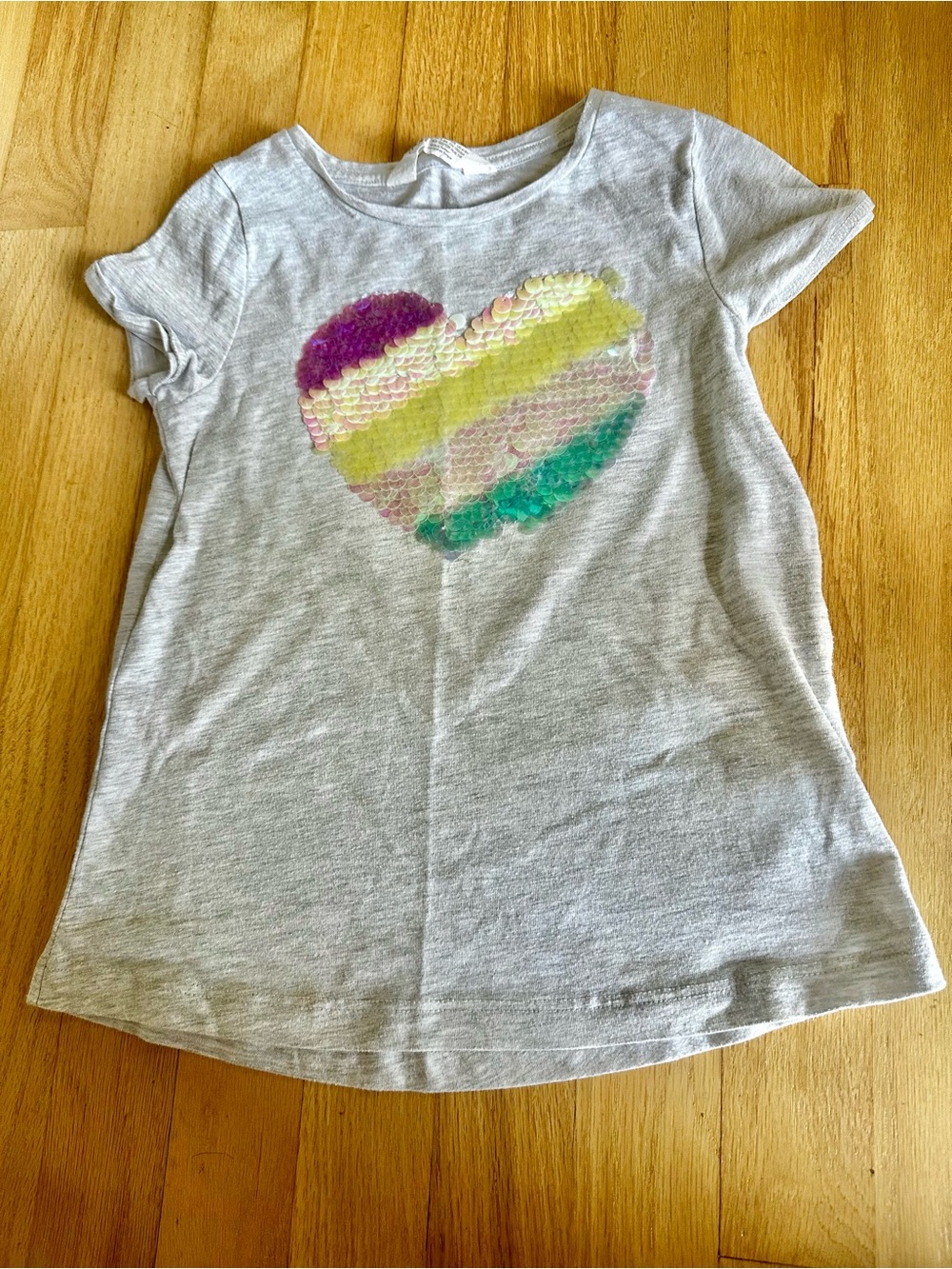 H&M Light Gray Tee with Multicolor Sequin Heart